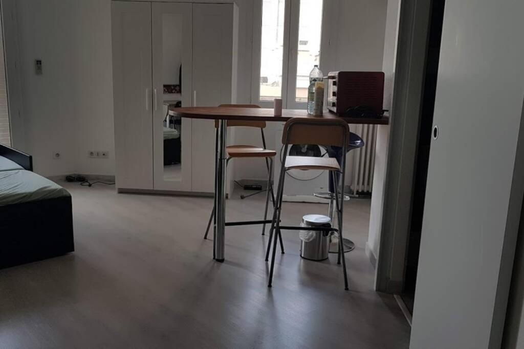 Studio With Sea View For 2 People ツーロン エクステリア 写真
